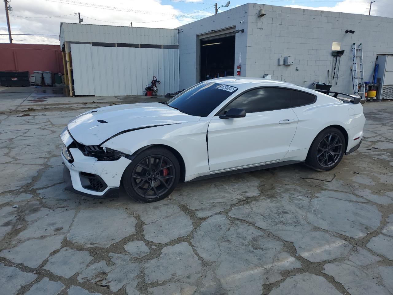 2021 FORD MUSTANG MA  (VIN: 1FA6P8R07M5555582)