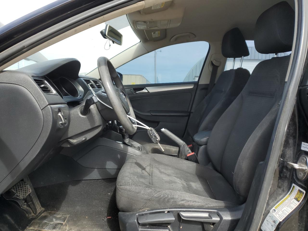 3VWD67AJ0GM257597 2016 Volkswagen Jetta Se