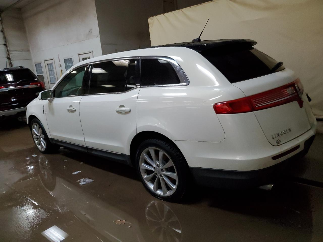 2LMHJ5AT4CBL54127 2012 Lincoln Mkt