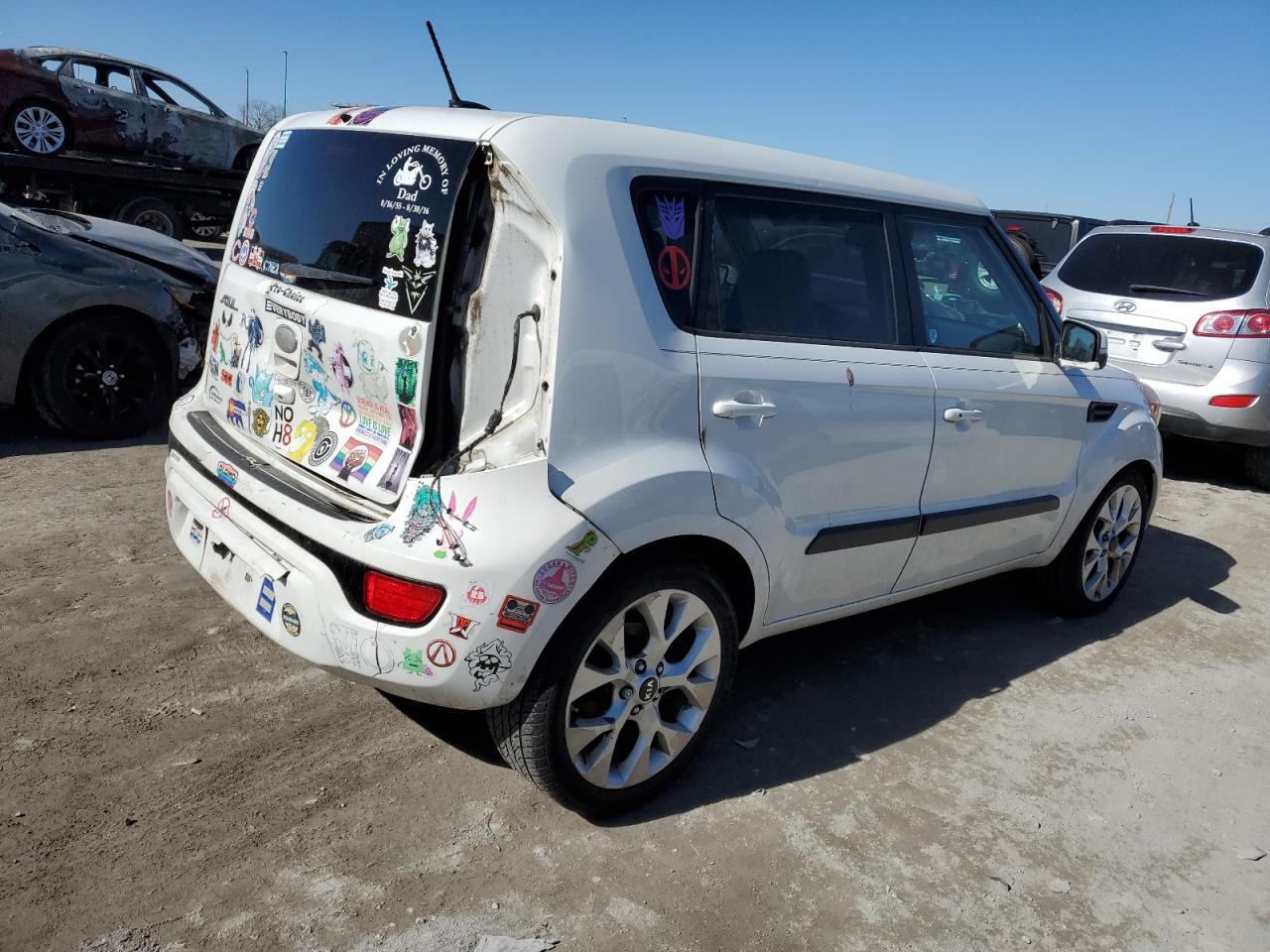 KNDJT2A64D7566413 2013 Kia Soul +
