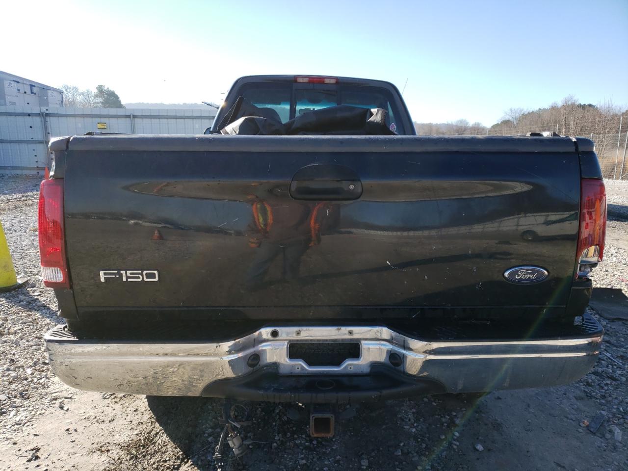 1FTRF18L42NA89667 2002 Ford F150