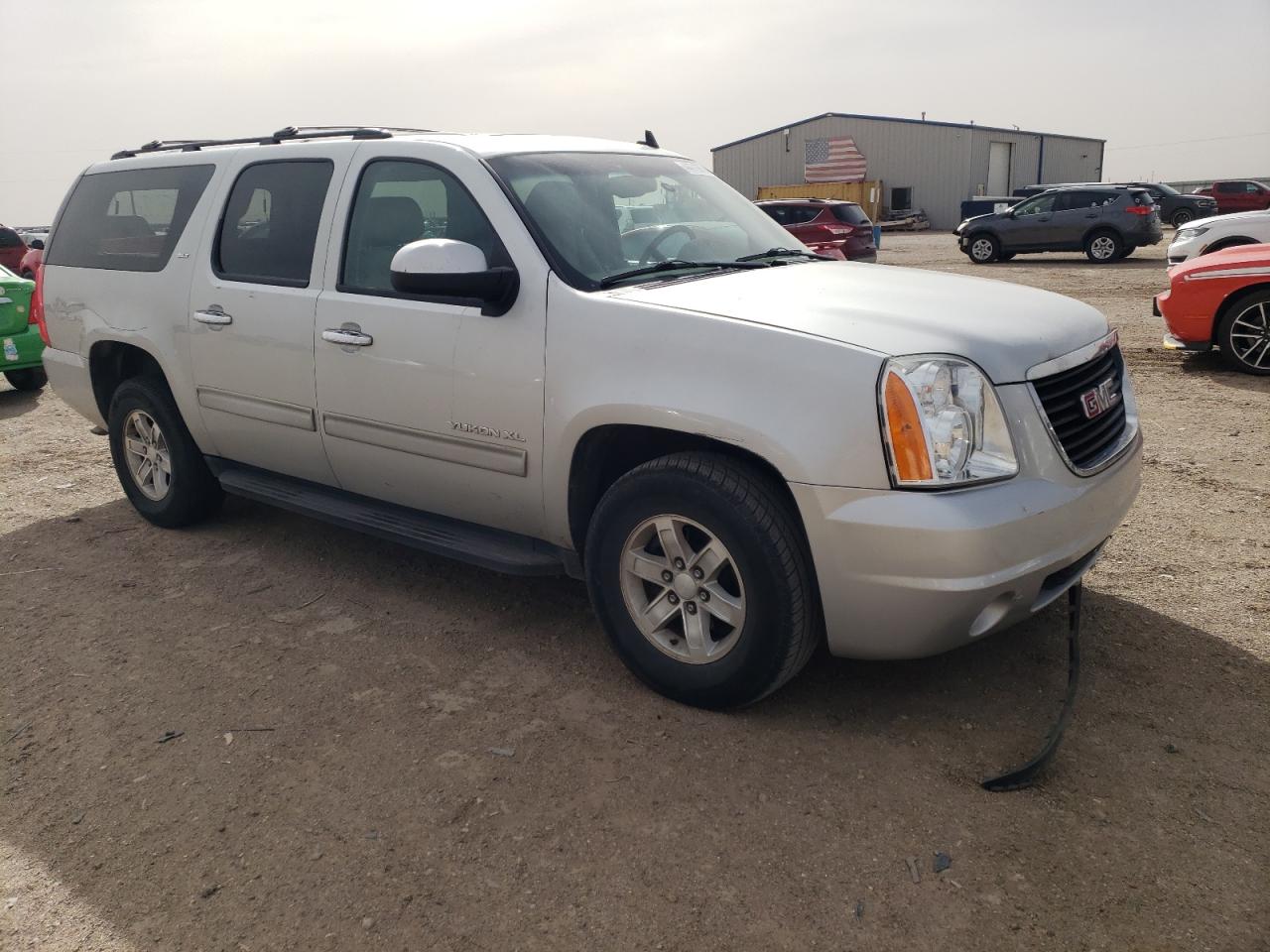 1GKS1KE02BR109637 2011 GMC Yukon Xl C1500 Slt