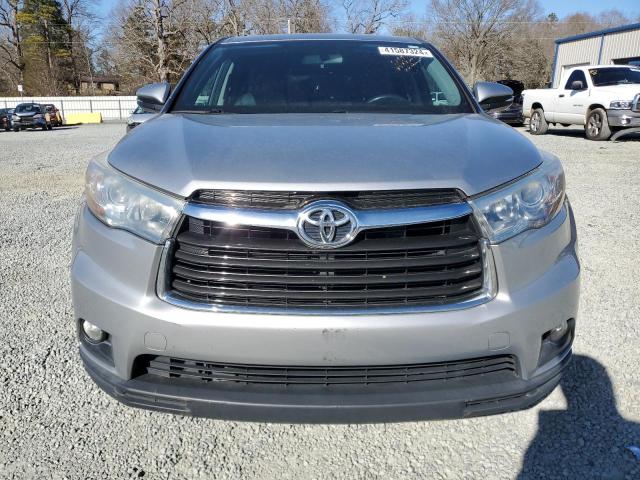 VIN 5TDZKRFH1FS102335 2015 Toyota Highlander, LE no.5