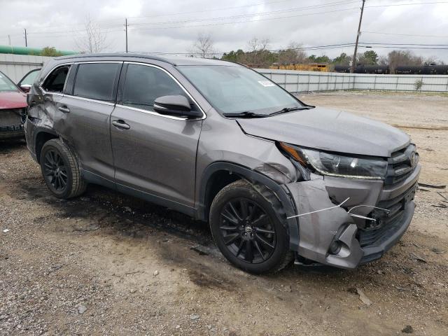 VIN 5TDKZRFH4KS571314 2019 Toyota Highlander, SE no.4