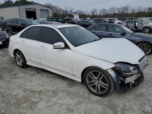 VIN WDDGF4HB9DR253464 2013 Mercedes-Benz C-Class, 250 no.4