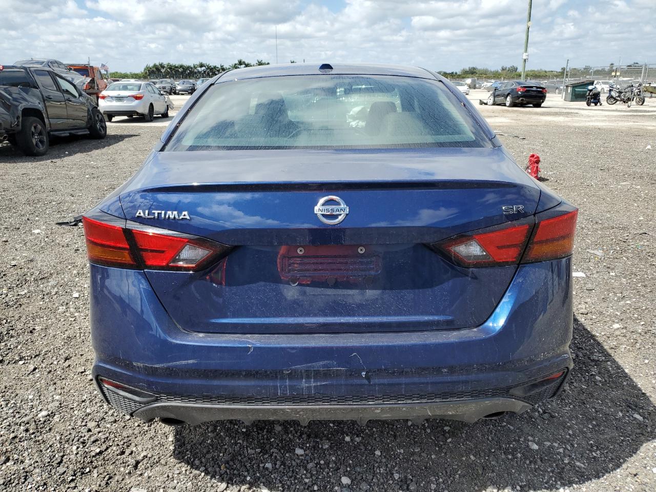 1N4BL4CV2KC132411 2019 Nissan Altima Sr