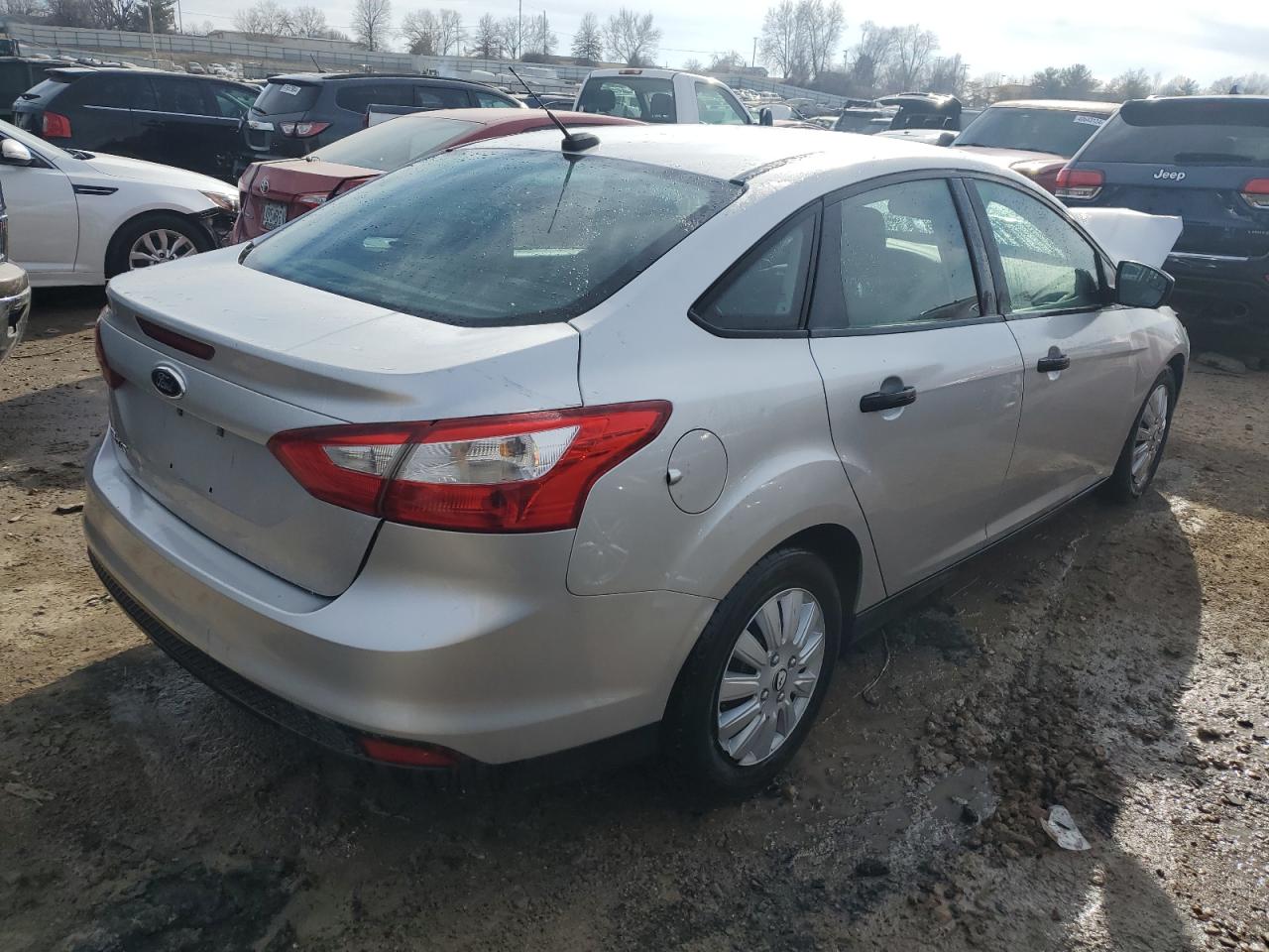 1FAHP3E24CL330095 2012 Ford Focus S