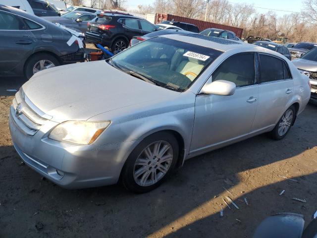 2005 Toyota Avalon XL