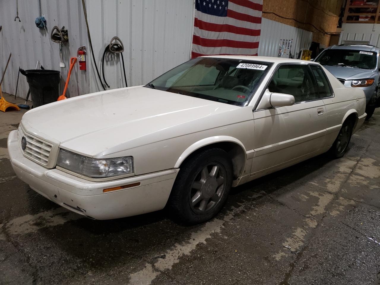 1G6ET1291XU608131 1999 Cadillac Eldorado Touring