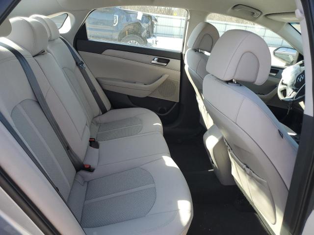 2017 HYUNDAI SONATA SE - 5NPE24AF6HH497497