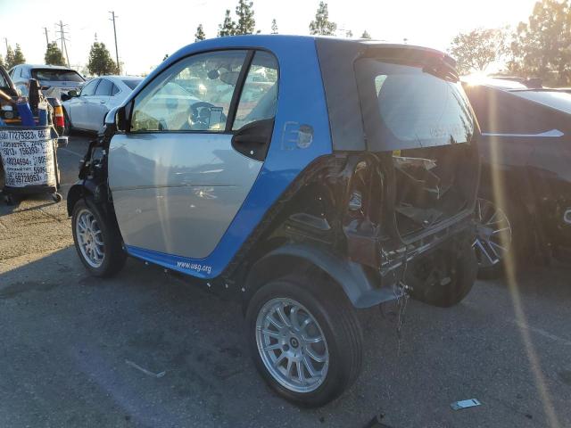 VIN WMEEJ9AA2EK731881 2014 SMART FORTWO no.2