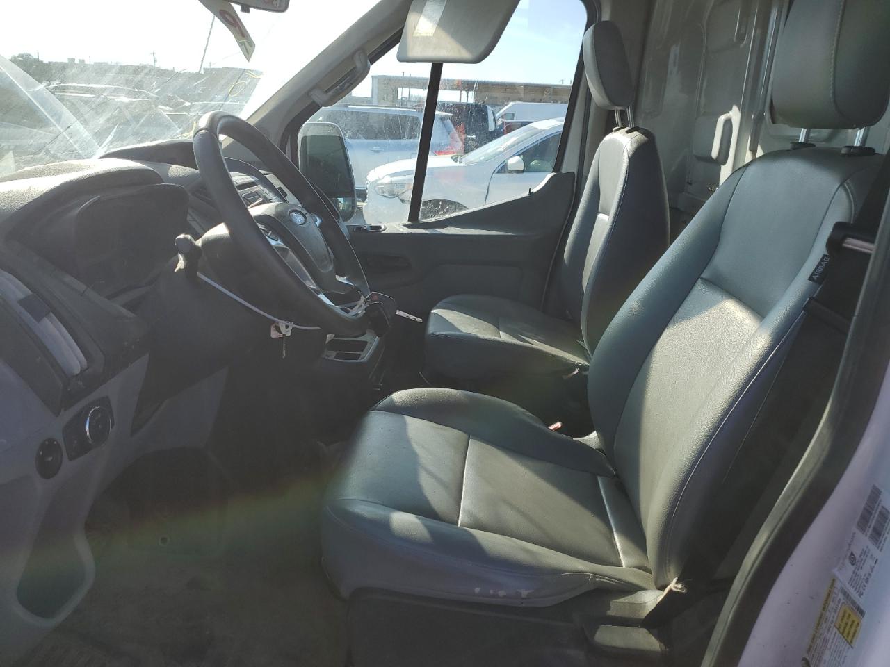 VIN: 1FTYR2CG9KKA52621 2019 FORD TRANSIT