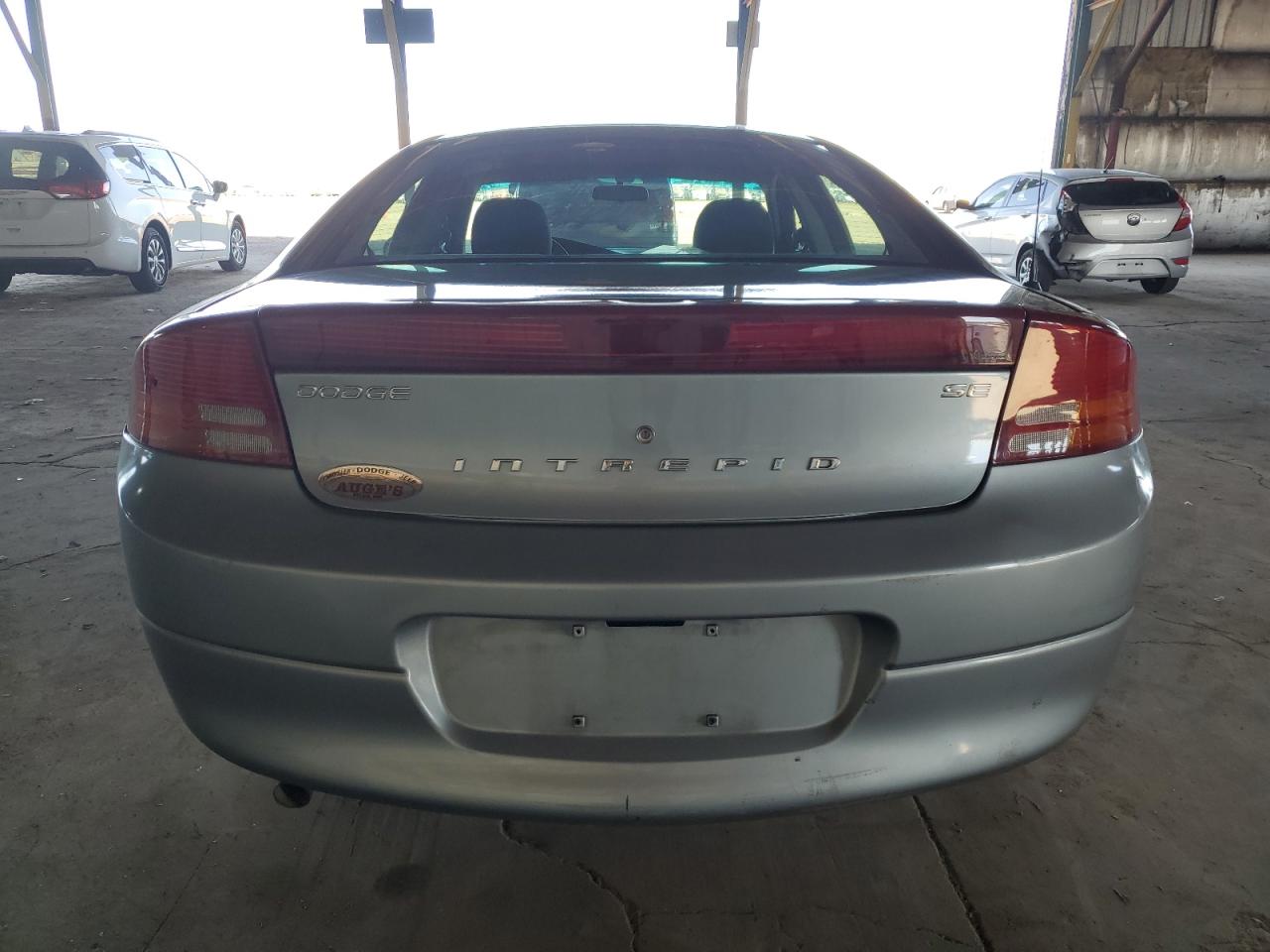 2B3HD46R24H630450 2004 Dodge Intrepid Se