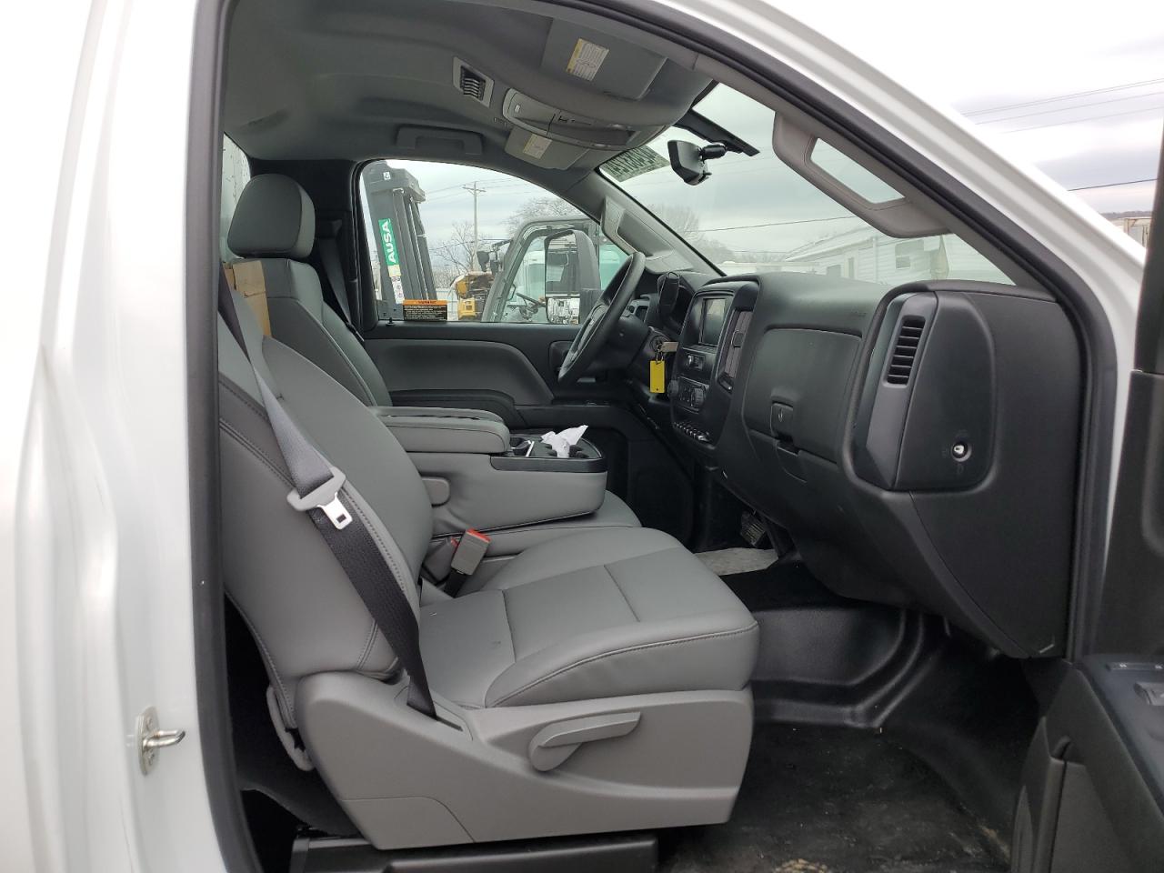 VIN: 1HTKHPVK8NH823923 2022 CHEVROLET ALL Models