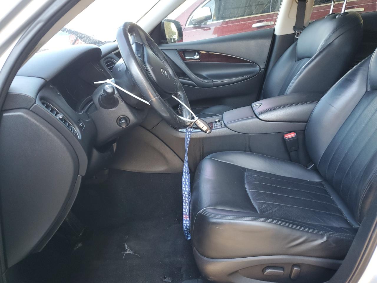 JN1BJ0RP3GM232586 2016 Infiniti Qx50