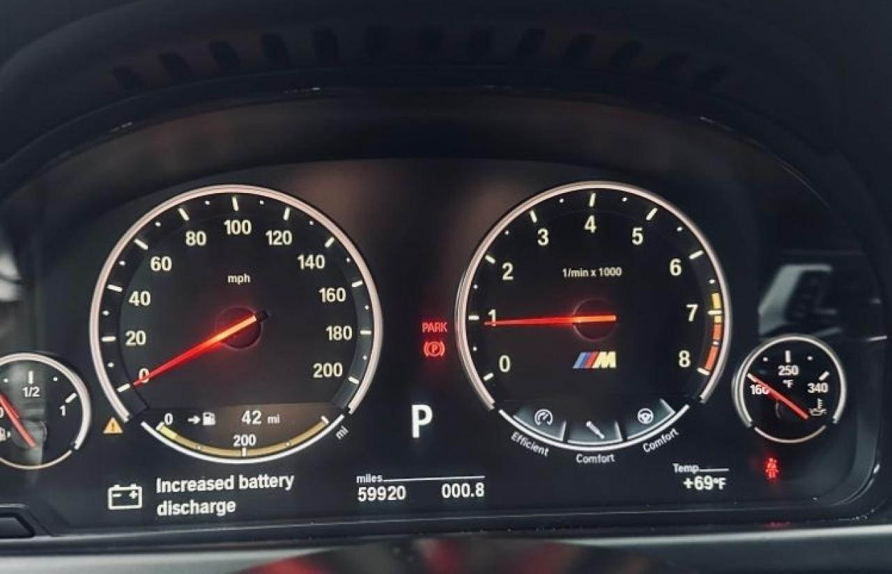 2015 BMW M6 Gran Coupe vin: WBS6C9C50FD467538