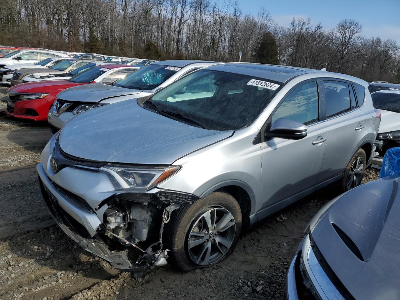2T3WFREV1JW413804 TOYOTA RAV4 2018