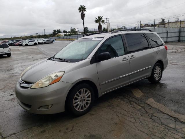 2010 Toyota Sienna XLE