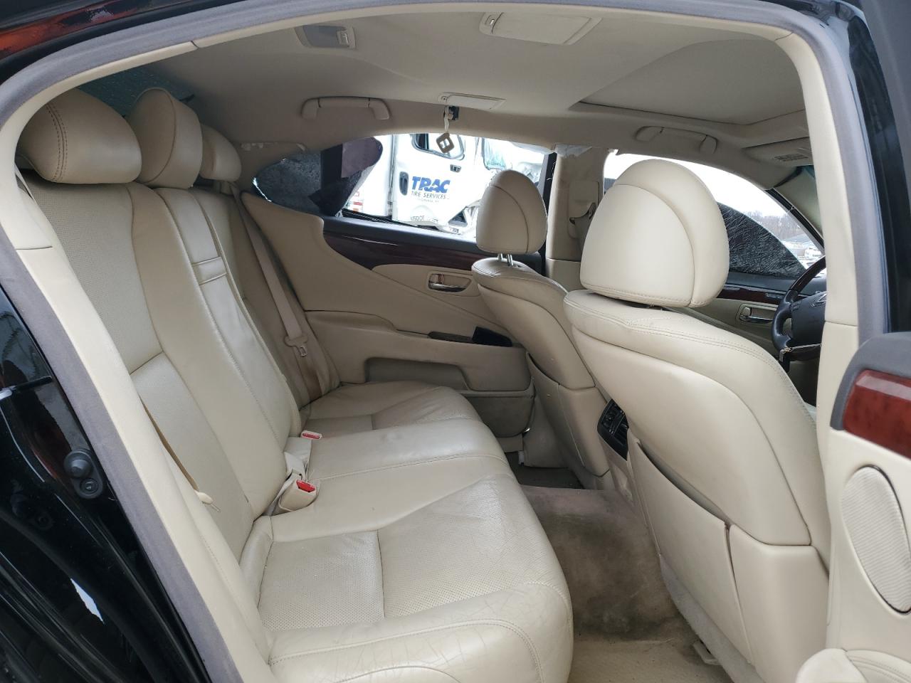 JTHCL5EF4B5012140 2011 Lexus Ls 460