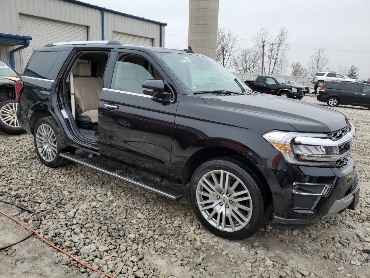 Lot #2340639463 2023 FORD EXPEDITION