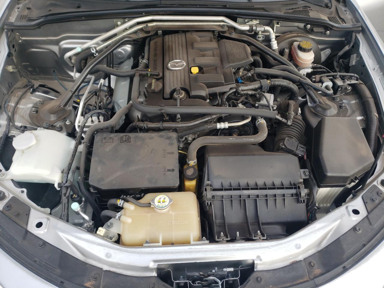 JM1NC2MF1B0216112 2011 Mazda Mx-5 Miata