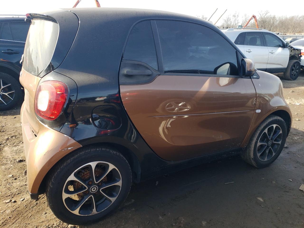 2016 Smart Fortwo vin: WMEFJ5DA7GK050515