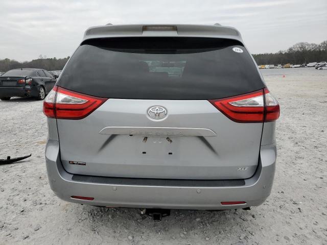 2017 TOYOTA SIENNA XLE 5TDYZ3DC0HS814236
