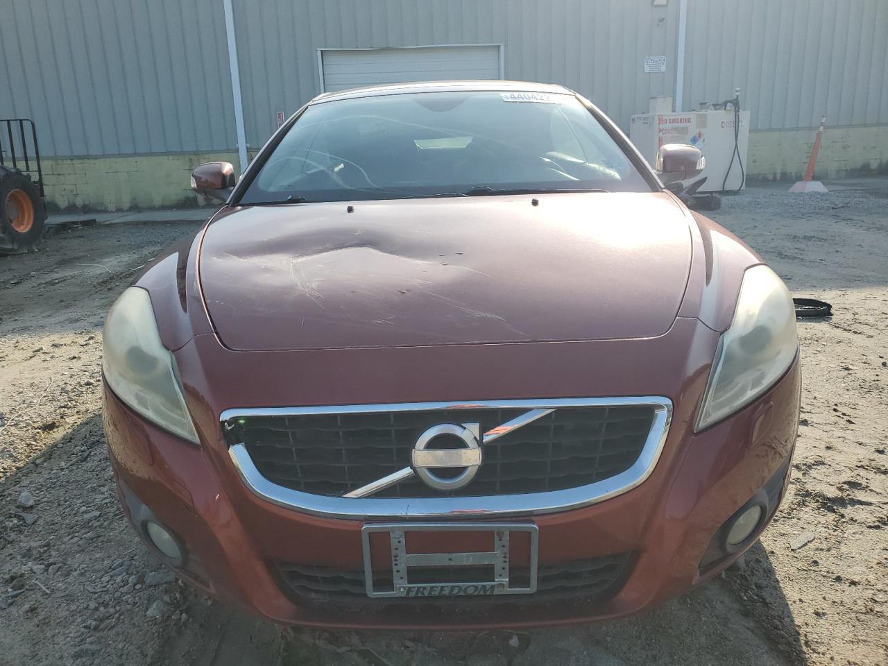 yv1672mcxbj107408 YV1672MCXBJ107408 2011 Volvo C70 T5