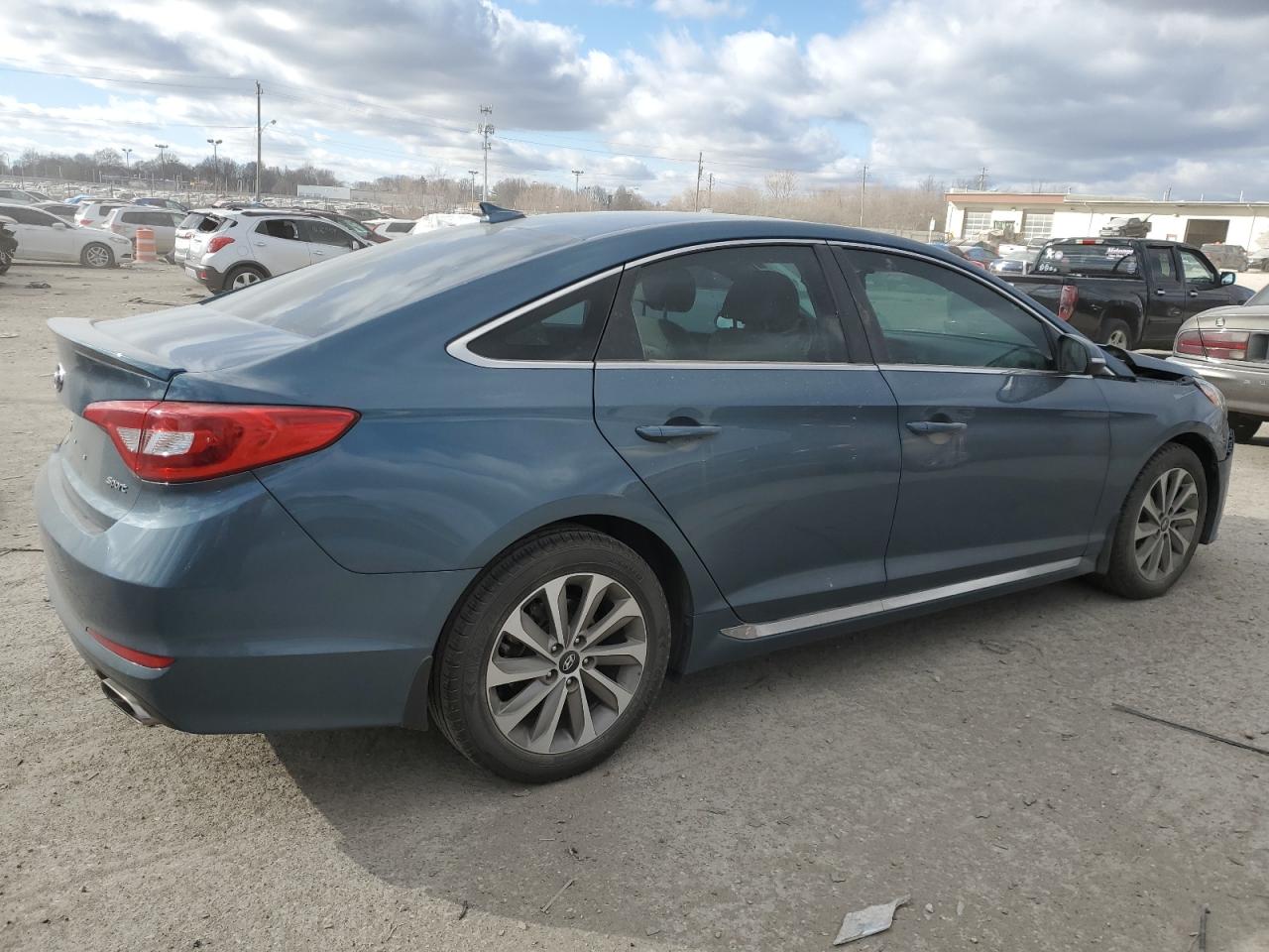 5NPE34AFXGH413872 2016 Hyundai Sonata Sport