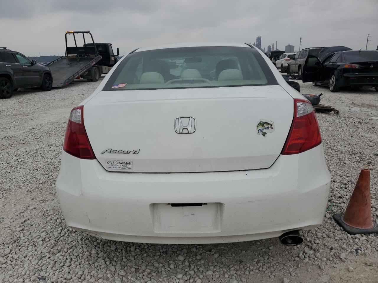 1HGCS1B32AA011812 2010 Honda Accord Lx