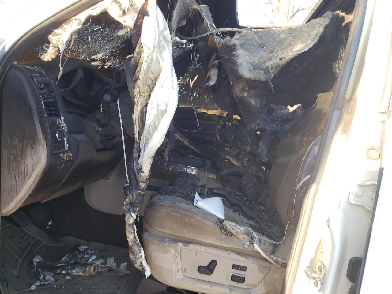 3C6UR5FL4HG516575 2017 Ram 2500 Laramie