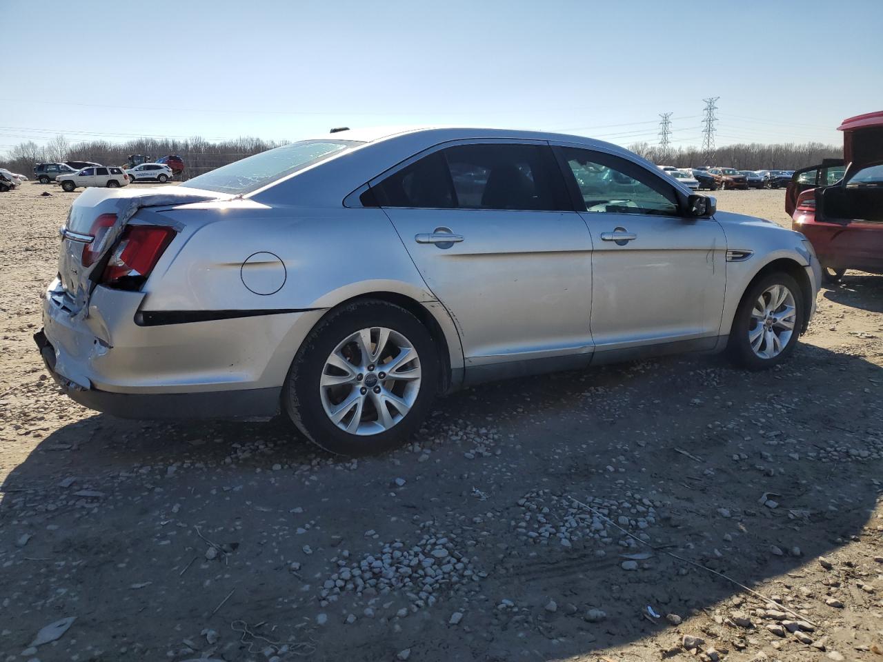 1FAHP2EW1CG105137 2012 Ford Taurus Sel