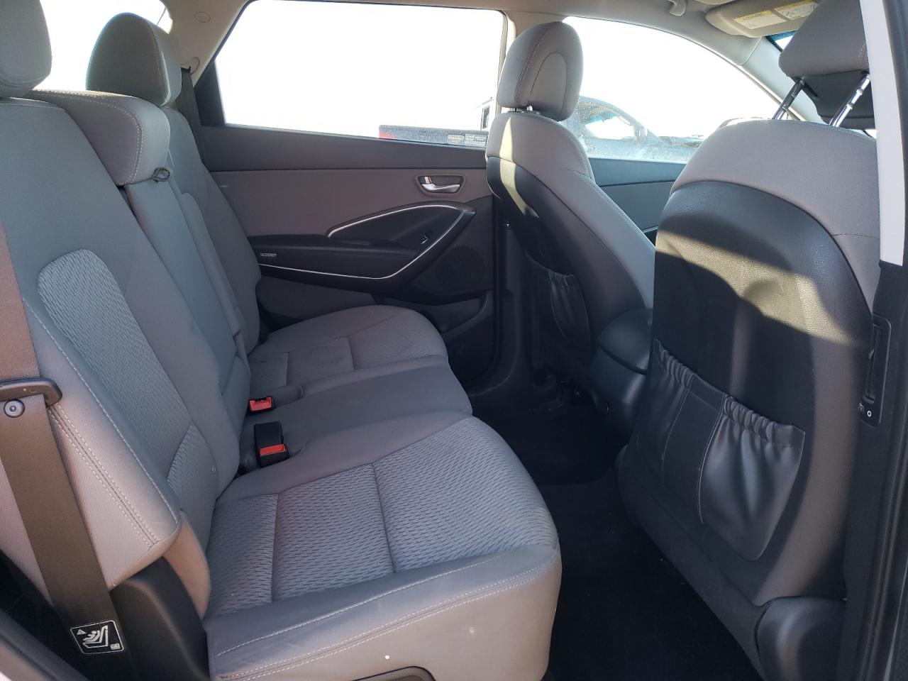 KM8SM4HF1JU289294 2018 Hyundai Santa Fe Se