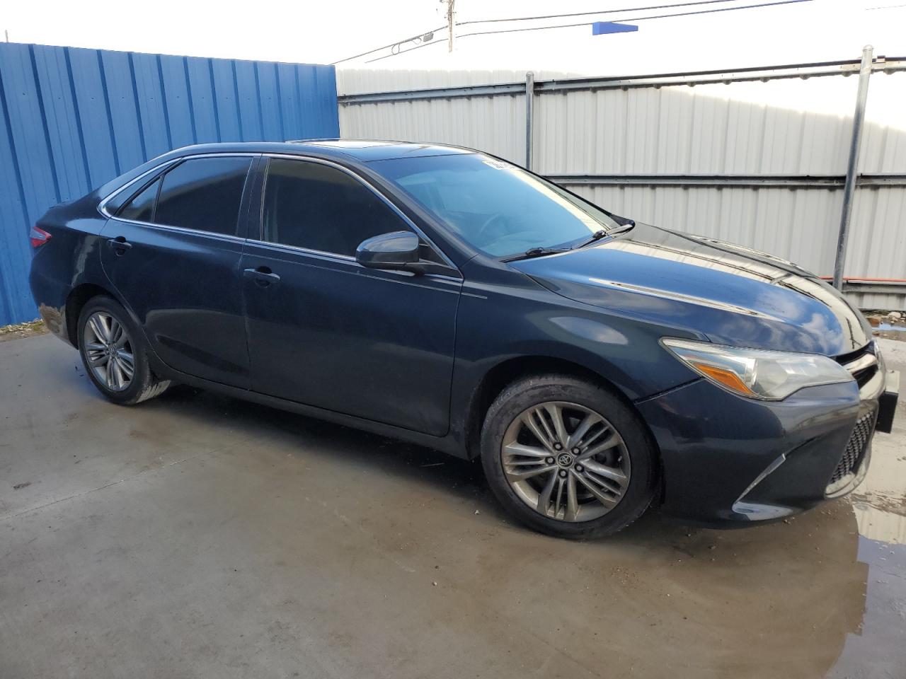 4T1BF1FK5FU075263 2015 Toyota Camry Le