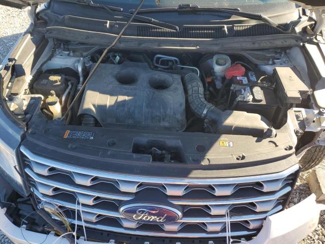 2017 Ford Explorer - Image 12