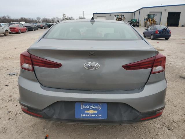 2019 HYUNDAI ELANTRA SE KMHD84LF8KU743479