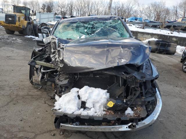 2015 RAM 1500 SLT 1C6RR7GT2FS510117