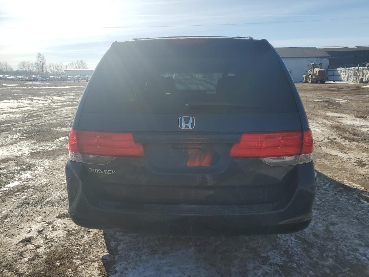 5FNRL3H29AB109212 2010 Honda Odyssey Lx