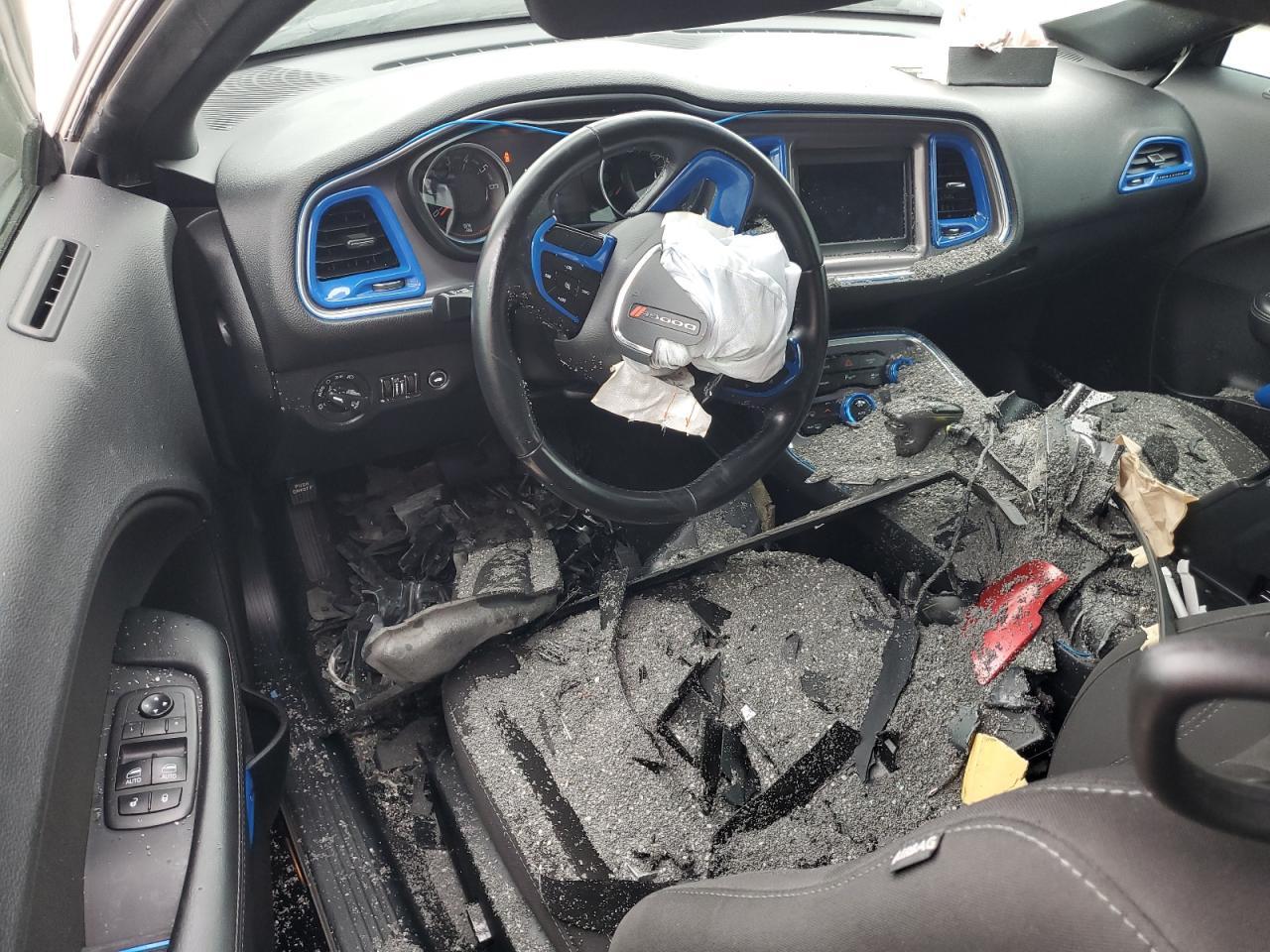 VIN: 2C3CDZAG1KH744159 2019 DODGE CHALLENGER