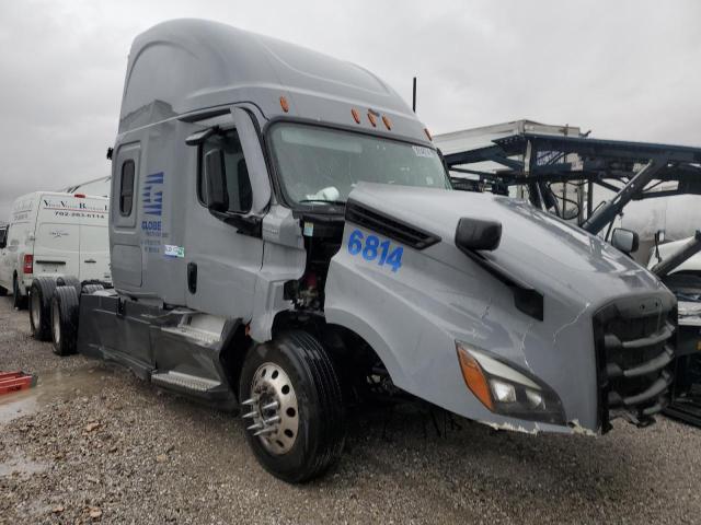 Lot #2409672386 2021 FREIGHTLINER CASCADIA 1 salvage car
