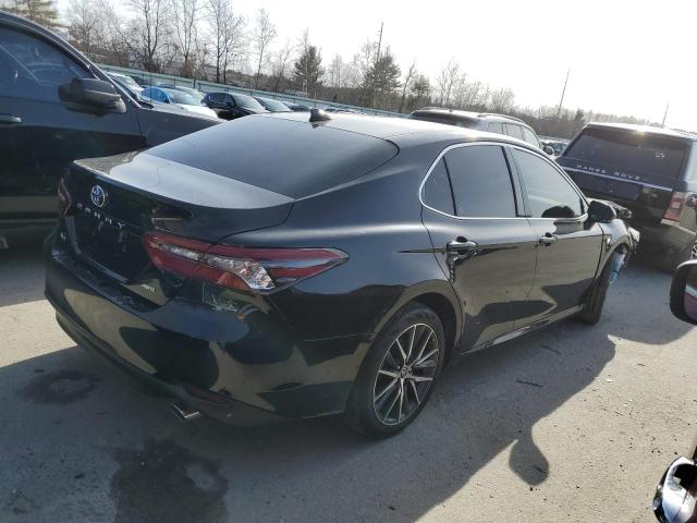 Lot #2340505503 2023 TOYOTA CAMRY XLE salvage car
