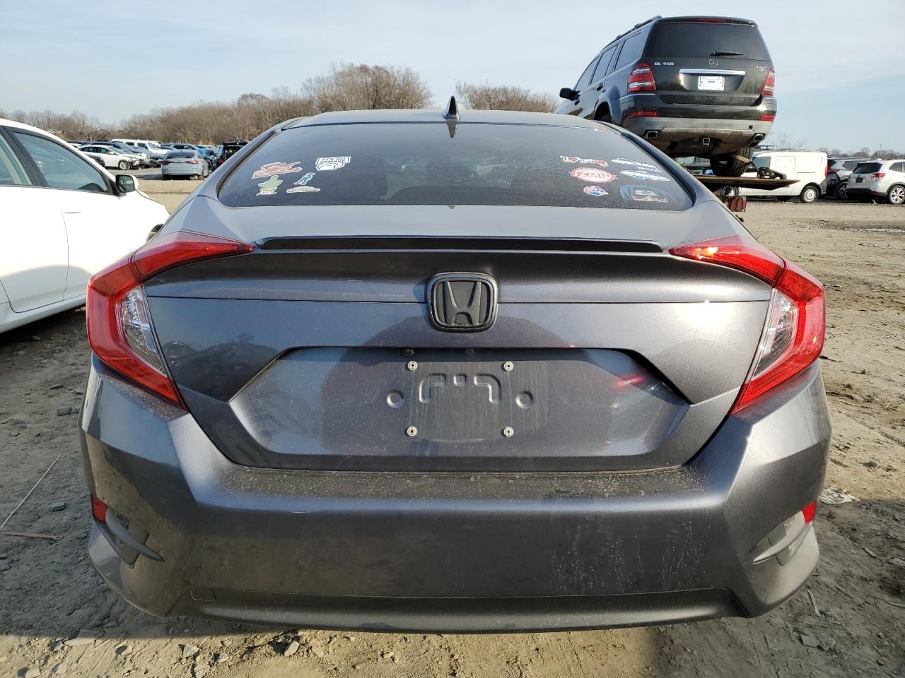 JHMFC1F38JX040133 2018 Honda Civic Ex