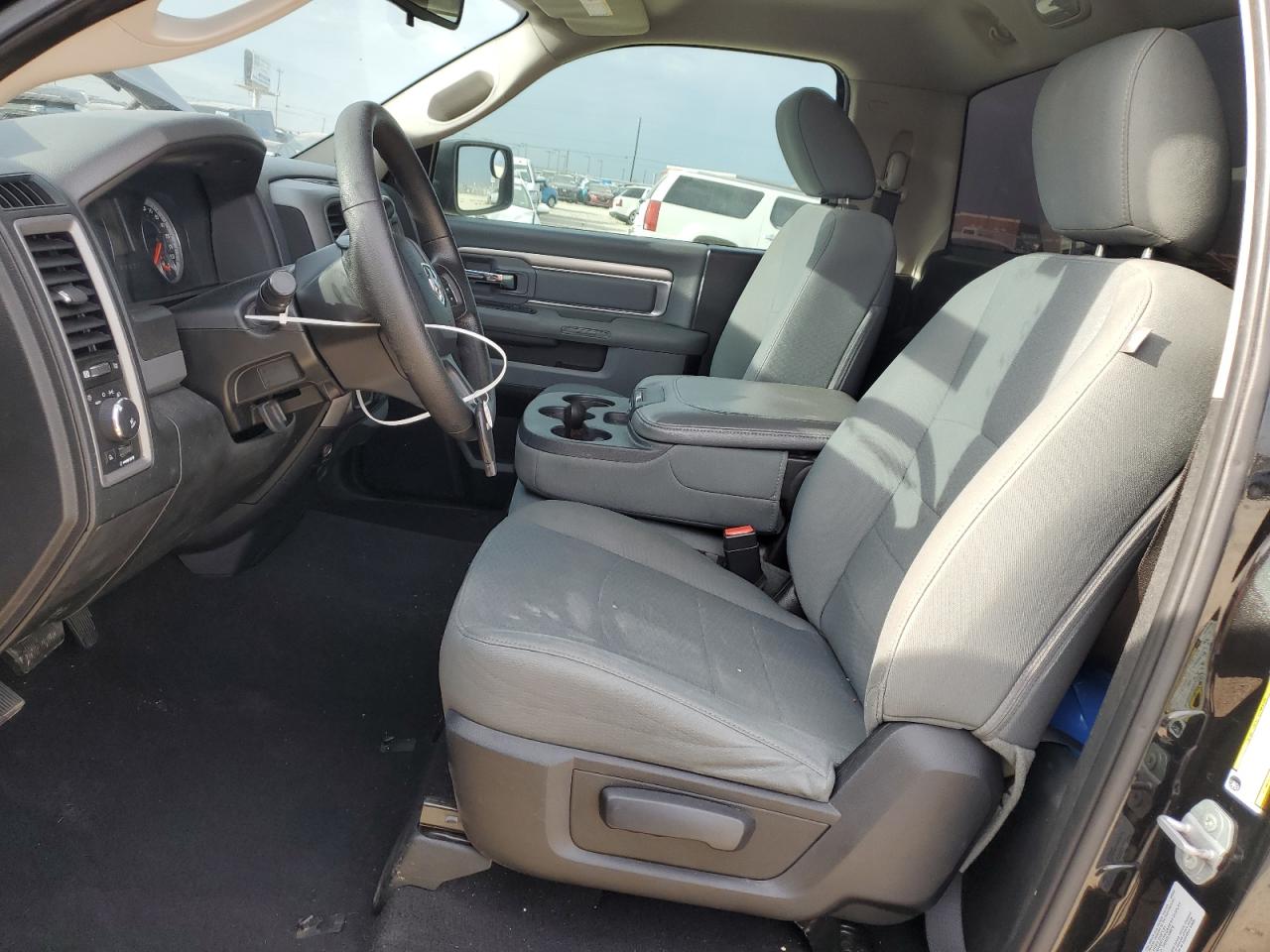 3C6JR6AT6FG707864 2015 Ram 1500 St