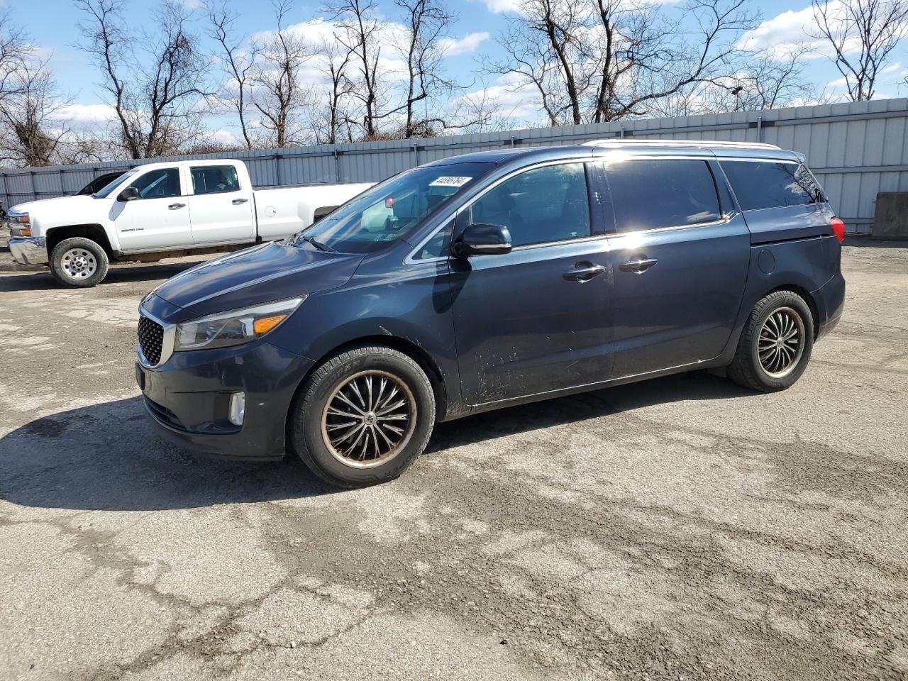 kndmc5c18f6032856 KNDMC5C18F6032856 2015 Kia Sedona Ex