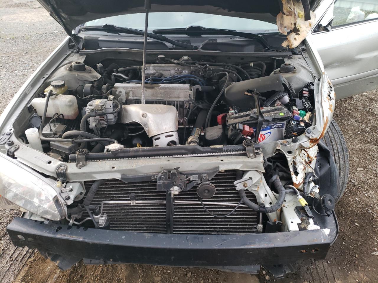 JT2BG28K7Y0476062 2000 Toyota Camry Le