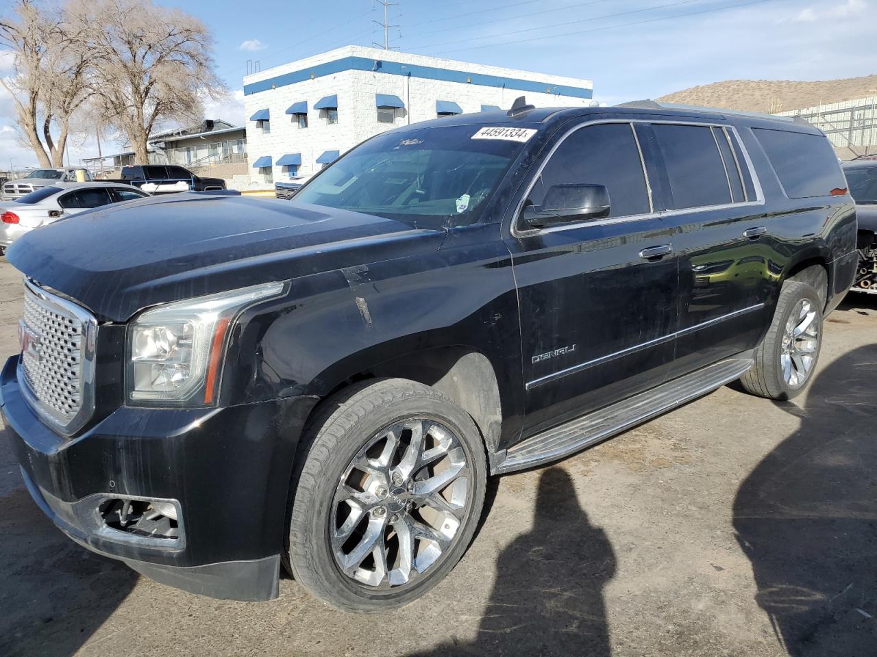 1GKS1HKJ0HR156979 2017 GMC Yukon Xl Denali