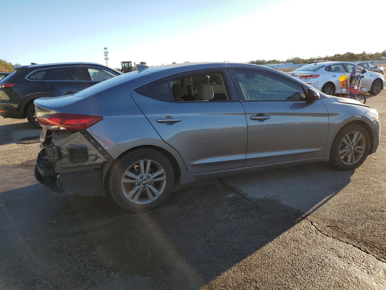 5NPD84LF5JH276065 2018 Hyundai Elantra Sel