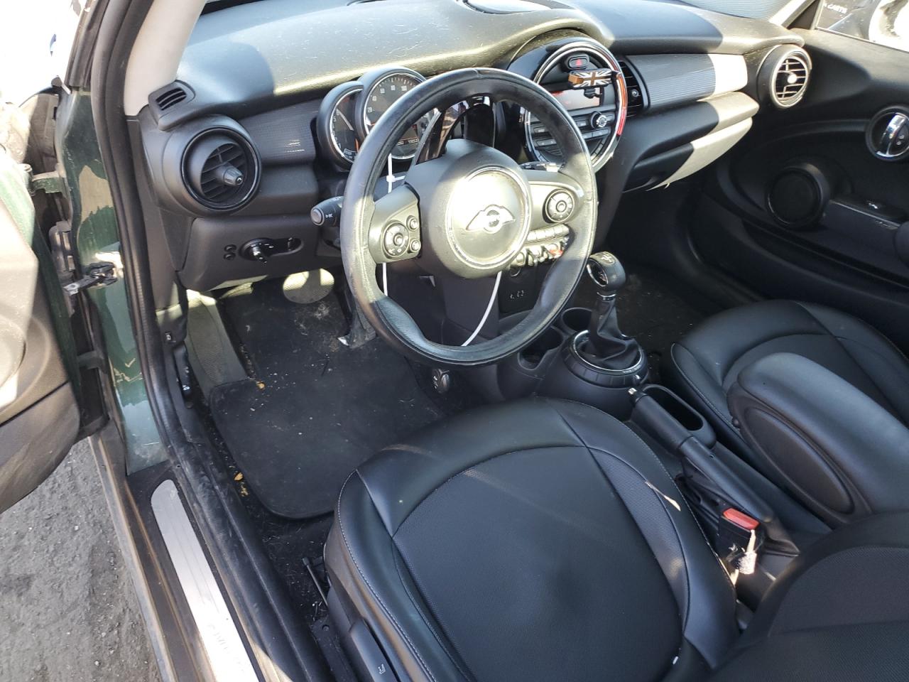 2014 Mini Cooper vin: WMWXM5C59ET934698