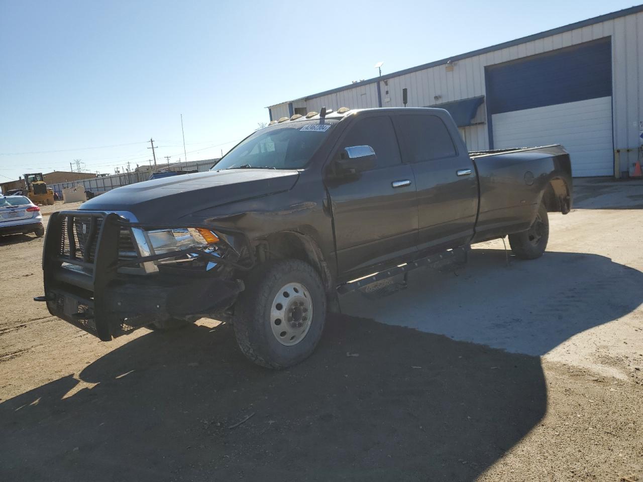 3C63RRHL5JG270318 2018 Ram 3500 Slt