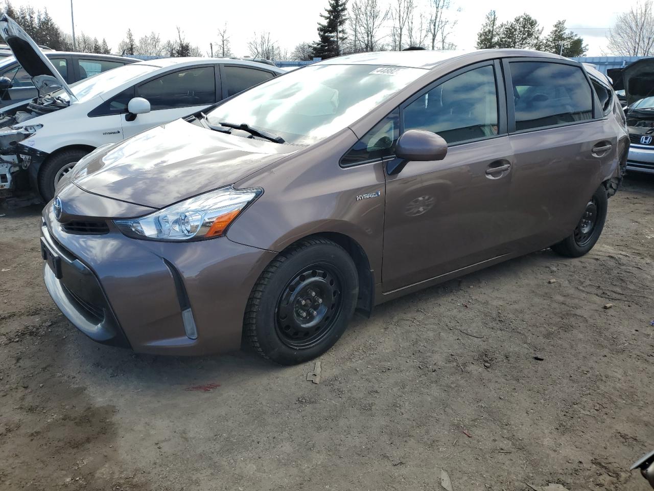 JTDZN3EUXHJ056779 2017 Toyota Prius V